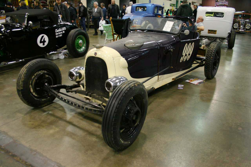 Illustration for article titled 1924 Dodge Modified, Skinny-Tired Dirt-Racing Awesome